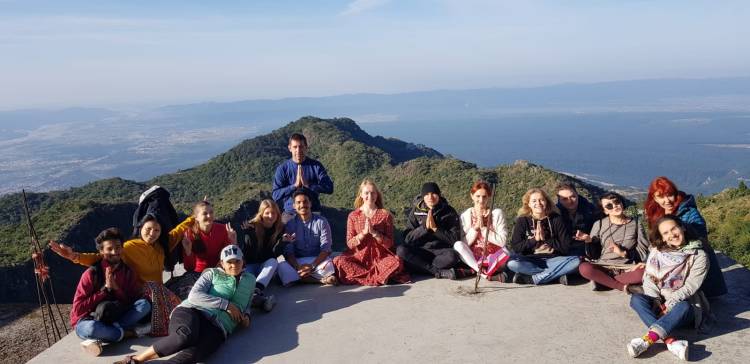 Навучанне настаўнікаў ёгі ў Рышыкеш, Ёга ашрам у рышыкеш, 100-гадзіннае навучанне настаўнікаў ёгі ў рышыкеш, 200-гадзіннае навучанне настаўнікаў ёгі ў рышыкеш, 300-гадзіннае навучанне настаўнікаў ёгі ў рышыкеш, 500-гадзіннае навучанне настаўнікаў ёгі ў рышыкеш, хатха-ёга, хатха-йога у Рышыкешы, навучанне настаўнікаў ёгі Аштанга ў рышыкеш, навучанне настаўнікаў йогі Віняса ў рышыкеш, школа ёгі ў Індыі, навучанне настаўнікаў ёгі ў Індыі, йога ашрам у Індыі, 100-гадзіннае навучанне настаўнікаў ёгі ў Індыі, 200-гадзіннае навучанне настаўнікаў ёгі ў Індыі, 300 гадзінная падрыхтоўка настаўнікаў ёгі ў Індыі, 500 гадзінная падрыхтоўка настаўнікаў ёгі ў Індыі, 100 гадзін хатха-йога навучанне настаўнікаў у Рышыкеш, 200 гадзін хатха-йога навучанне настаўнікаў у Рышыкеш, 300 гадзін хатха-йога навучанне настаўнікаў у Рышыкеш, 500 гадзін хатха-йога-падрыхтоўка настаўнікаў у Рышыкеш , 100 гадзін навучання настаўнікаў аштанга-ёгі ў Рышыкешы, 200 гадзін навучання настаўнікаў аштанга-ёгі ў Рышыкешы, 300 гадзін навучання настаўнікаў аштанга-ёгі ў Рышыкешы, 500 гадзін навучанне настаўнікаў аштанга-ёгі ў Рышыкеш, 100 гадзін навучання выкладчыкаў ёгі па віньясе ў Рышыкеш, 200 гадзін навучанне настаўнікам йогі па віньясе ў Рышыкеш, 300 гадзін падрыхтоўкі настаўнікаў ёгі па віньясе ў Рышыкеш, 500 гадзін падрыхтоўкі настаўнікаў ёгі па віньясе ў Рышыкеш, 100 гадзіннага навучання настаўнікаў ёгі ў Рышыкеш , 200-гадзінная падрыхтоўка настаўнікаў ёгі ў Індыі, 300-гадзінная падрыхтоўка настаўнікаў ёгі ў Індыі, 500-гадзінная падрыхтоўка настаўнікаў ёгі ў Індыі, 100-гадзінная падрыхтоўка настаўнікаў хатха-йогі ў Індыі, 200 гадзін падрыхтоўкі настаўнікаў хатха-ёгі ў Індыі, 300 гадзін падрыхтоўкі настаўнікаў хатха-ёгі ў Індыі Індыя, 500 гадзін падрыхтоўкі выкладчыкаў йогі па хатха-ёзе ў Індыі, 100 гадзін навучання настаўнікаў аштанга-ёгі ў Індыі, 200 гадзін падрыхтоўкі настаўнікаў ёгі аштанга ў Індыі, 300 гадзін навучанне настаўнікаў аштанга-ёгі ў Індыі, 500 гадзін падрыхтоўкі настаўнікаў аштанга-ёгі ў Індыі, 100 гадзін навучання аштанга-ёгі ў Індыі, 100 гадзін виняса навучанне настаўнікаў ёгі ў Індыі, 200 гадзін навучання выкладчыкаў ёгі па вінясе ў Індыі, 300 гадзін навучання выкладчыкаў ёгі па віньясе ў Індыі, 500 гадзін для настаўнікаў йогі ў віньясе dia, 100 гадзін TTC ў Індыі, 200 гадзін TTC ў Індыі, 300 гадзін TTC ў Індыі, 500 гадзін TTC ў Індыі, 100 гадзін хатха TTC ў Індыі, 200 гадзін хатха TTC ў Індыі, 300 гадзін хатха TTC ў Індыі, 500 гадзін хатха TTC ў Індыі, 100 гадзін аштанга TTC ў Індыі, 200 гадзін аштанга TTC ў Індыі, 300 гадзін аштанга TTC ў Індыі, 500 гадзін аштанга TTC ў Індыі, 100 гадзін vinyasa TTC ў Індыі, 200 гадзін vinyasa TTC ў Індыі, 300 гадзін vinyasa TTC у Індыі, 500 гадзін Vinyasa TTC ў Індыі, 100 гадзін TTC ў Рышыкеш, 200 гадзін TTC ў Рышыкеш, 300 гадзін TTC ў Рышыкеш, 500 гадзін TTC ў Рышыкеш, 100 гадзін хаты TTC ў Рышыкеш, 200 гадзін хаты TTC ў Рышыкеш, 300 гадзін хатха ТТК у Рышыкеш, 500 гадзін хатха ТТК у Рышыкеш, 100 гадзін аштанга ТТС у Рышыкеш, 200 гадзін аштанга ТТС у Рышыкеш, 300 гадзін аштанга ТТС у Рышыкеш, 500 гадзін аштанга ТТК у Рышыкеш, 100 гадзін вінішас Тхаса, 100 гадзін виниаса Тисаса TTC ў Рышыкеш, 300 гадзін виньяса TTC ў Ришикеш, 500 гадзін виньяса TTC ў Ришикеш, Yoga TTC In Rishikesh, Yoga TTC У Індыі, hatha Yoga TTC У Індыі, Hatha Yoga TTC In rishikesh, Vinyasa Yoga TTC У Індыі, Vinyasa Yoga TTC У рышыкеш, Ashtanga Yoga TTC ў Індыі, Ashtanga Yoga TTC У рышыкеш, адступленне ёгі, адступленне ёгі ў рышыкеш , Адступленне ёгі ў Індыі, бучение на йога учители в Ришикеш, Йога ашрам в ришикеш, 100 часово обучение на учители по йога в ришикеш, 200 часово обучение на учители по йога в ришикеш, 300 часово обучение на учители по йога в ришикеш, 500 часово обучение на учители по йога в ришикеш, Хатха йога, Хатха йога обучение на учители в Ришикеш, обучение на учители по ащанга йога в ришикеш, обучение на учители по йога Виняса в ришикеш, йога училище в Индия, обучение на учители по йога в Индия, йога ашрам в Индия, 100 часово обучение на учители по йога в Индия, 200 часово обучение на учители по йога в Индия, 300 часово обучение на учители по йога в Индия, 500 часово обучение на учители по йога в Индия, 100 часа обучение на учители по хатха йога в Ришикеш, 200 часа обучение на учители по хатха йога в Ришикеш, 300 часа обучение на учители по хатха йога в Ришикеш, 500 часа обучение на учители по хатха йога в Ришикеш , 100 часа обучение на учители по ащанга йога в Ришикеш, 200 часа обучение на учители по аштанга йога в Ришикеш, 300 часа обучение на учители по ащанга йога в Ришикеш, 500 часа обучение на учители по ащанга йога в Ришикеш, 100 часа обучение на учители по йога виняса в Ришикеш, 200 часа обучение на учители по йога виняса в Ришикеш, 300 часа обучение на учители по йога виняса в Ришикеш, 500 часа обучение на учители по йога виняса в Ришикеш, 100 часово обучение на учители по йога в Индия , 200 часово обучение на учители по йога в Индия, 300 часово обучение на учители по йога в Индия, 500 часово обучение на учители по йога в Индия, 100 часа обучение на учители по хатха йога в Индия, 200 часа обучение на учители по хатха йога в Индия, 300 часа обучение на учители по хатха йога в Индия Индия, 500 часа обучение на учители по хатха йога в Индия, 100 часово обучение на учители по ащанга йога в Индия, 200 часа обучение на учители по ащанга йога в Индия, 300 часа обучение на учители по аштанга йога в Индия, 500 часа обучение на учители по ащанга йога в Индия, 100 часа виняса обучение на учители по йога в Индия, 200 часа обучение на учители по виняса йога в Индия, 300 часа обучение на учители по виняса йога в Индия, 500 часа обучение на учители по йога виняса в диа, 100 часа TTC в Индия, 200 часа TTC в Индия, 300 часа TTC в Индия, 500 часа TTC в Индия, 100 часа хатха TTC в Индия, 200 часа хатха TTC в Индия, 300 часа хатха TTC в Индия, 500 часа хатха TTC в Индия, 100 часа ащанга TTC в Индия, 200 часа ащанга TTC в Индия, 300 часа ащанга TTC в Индия, 500 часа ащанга TTC в Индия, 100 часа виняса TTC в Индия, 200 часа виняса TTC в Индия, 300 часа виняса TTC в 300 часа в Индия, 500 часа виняса TTC в Индия, 100 часа TTC в Ришикеш, 200 часа TTC в Ришикеш, 300 часа TTC в Ришикеш, 500 часа TTC в Ришикеш, 100 часа хатха TTC в Ришикеш, 200 часа хатха TTC в Ришикеш, 300 часа хатха TTC в Ришикеш, 500 часа хатха TTC в Ришикеш, 100 часа ащанга TTC в Ришикеш, 200 часа ащанга TTC в Ришикеш, 300 часа ащанга TTC в Ришикеш, 500 часа ащанга TTC в Ришикеш, 100 часа винисаса Tour в 200 часа виниаса Tiny TTC в Ришикеш, 300 часа виняса TTC в Ришикеш, 500 часа виняса TTC в Ришикеш, Йога TTC в Ришикеш, Йога ТТК в Индия, хатха Йога ТТК в Индия, Хатха Йога ТТК в ришикеш, Виняса Йога ТТК в Индия, Виняса Йога ТТК в ришикеш, Аштанга йога ТТК в Индия, Аштанга Йога ТТК в ришикеш, Йога отстъпление, йога отстъпление в ришикеш , Йога отстъпление в Индия