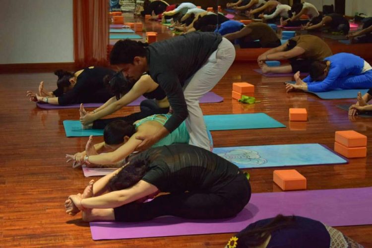 Навучанне настаўнікаў ёгі ў Рышыкеш, Ёга ашрам у рышыкеш, 100-гадзіннае навучанне настаўнікаў ёгі ў рышыкеш, 200-гадзіннае навучанне настаўнікаў ёгі ў рышыкеш, 300-гадзіннае навучанне настаўнікаў ёгі ў рышыкеш, 500-гадзіннае навучанне настаўнікаў ёгі ў рышыкеш, хатха-ёга, хатха-йога у Рышыкешы, навучанне настаўнікаў ёгі Аштанга ў рышыкеш, навучанне настаўнікаў йогі Віняса ў рышыкеш, школа ёгі ў Індыі, навучанне настаўнікаў ёгі ў Індыі, йога ашрам у Індыі, 100-гадзіннае навучанне настаўнікаў ёгі ў Індыі, 200-гадзіннае навучанне настаўнікаў ёгі ў Індыі, 300 гадзінная падрыхтоўка настаўнікаў ёгі ў Індыі, 500 гадзінная падрыхтоўка настаўнікаў ёгі ў Індыі, 100 гадзін хатха-йога навучанне настаўнікаў у Рышыкеш, 200 гадзін хатха-йога навучанне настаўнікаў у Рышыкеш, 300 гадзін хатха-йога навучанне настаўнікаў у Рышыкеш, 500 гадзін хатха-йога-падрыхтоўка настаўнікаў у Рышыкеш , 100 гадзін навучання настаўнікаў аштанга-ёгі ў Рышыкешы, 200 гадзін навучання настаўнікаў аштанга-ёгі ў Рышыкешы, 300 гадзін навучання настаўнікаў аштанга-ёгі ў Рышыкешы, 500 гадзін навучанне настаўнікаў аштанга-ёгі ў Рышыкеш, 100 гадзін навучання выкладчыкаў ёгі па віньясе ў Рышыкеш, 200 гадзін навучанне настаўнікам йогі па віньясе ў Рышыкеш, 300 гадзін падрыхтоўкі настаўнікаў ёгі па віньясе ў Рышыкеш, 500 гадзін падрыхтоўкі настаўнікаў ёгі па віньясе ў Рышыкеш, 100 гадзіннага навучання настаўнікаў ёгі ў Рышыкеш , 200-гадзінная падрыхтоўка настаўнікаў ёгі ў Індыі, 300-гадзінная падрыхтоўка настаўнікаў ёгі ў Індыі, 500-гадзінная падрыхтоўка настаўнікаў ёгі ў Індыі, 100-гадзінная падрыхтоўка настаўнікаў хатха-йогі ў Індыі, 200 гадзін падрыхтоўкі настаўнікаў хатха-ёгі ў Індыі, 300 гадзін падрыхтоўкі настаўнікаў хатха-ёгі ў Індыі Індыя, 500 гадзін падрыхтоўкі выкладчыкаў йогі па хатха-ёзе ў Індыі, 100 гадзін навучання настаўнікаў аштанга-ёгі ў Індыі, 200 гадзін падрыхтоўкі настаўнікаў ёгі аштанга ў Індыі, 300 гадзін навучанне настаўнікаў аштанга-ёгі ў Індыі, 500 гадзін падрыхтоўкі настаўнікаў аштанга-ёгі ў Індыі, 100 гадзін навучання аштанга-ёгі ў Індыі, 100 гадзін виняса навучанне настаўнікаў ёгі ў Індыі, 200 гадзін навучання выкладчыкаў ёгі па вінясе ў Індыі, 300 гадзін навучання выкладчыкаў ёгі па віньясе ў Індыі, 500 гадзін для настаўнікаў йогі ў віньясе dia, 100 гадзін TTC ў Індыі, 200 гадзін TTC ў Індыі, 300 гадзін TTC ў Індыі, 500 гадзін TTC ў Індыі, 100 гадзін хатха TTC ў Індыі, 200 гадзін хатха TTC ў Індыі, 300 гадзін хатха TTC ў Індыі, 500 гадзін хатха TTC ў Індыі, 100 гадзін аштанга TTC ў Індыі, 200 гадзін аштанга TTC ў Індыі, 300 гадзін аштанга TTC ў Індыі, 500 гадзін аштанга TTC ў Індыі, 100 гадзін vinyasa TTC ў Індыі, 200 гадзін vinyasa TTC ў Індыі, 300 гадзін vinyasa TTC у Індыі, 500 гадзін Vinyasa TTC ў Індыі, 100 гадзін TTC ў Рышыкеш, 200 гадзін TTC ў Рышыкеш, 300 гадзін TTC ў Рышыкеш, 500 гадзін TTC ў Рышыкеш, 100 гадзін хаты TTC ў Рышыкеш, 200 гадзін хаты TTC ў Рышыкеш, 300 гадзін хатха ТТК у Рышыкеш, 500 гадзін хатха ТТК у Рышыкеш, 100 гадзін аштанга ТТС у Рышыкеш, 200 гадзін аштанга ТТС у Рышыкеш, 300 гадзін аштанга ТТС у Рышыкеш, 500 гадзін аштанга ТТК у Рышыкеш, 100 гадзін вінішас Тхаса, 100 гадзін виниаса Тисаса TTC ў Рышыкеш, 300 гадзін виньяса TTC ў Ришикеш, 500 гадзін виньяса TTC ў Ришикеш, Yoga TTC In Rishikesh, Yoga TTC У Індыі, hatha Yoga TTC У Індыі, Hatha Yoga TTC In rishikesh, Vinyasa Yoga TTC У Індыі, Vinyasa Yoga TTC У рышыкеш, Ashtanga Yoga TTC ў Індыі, Ashtanga Yoga TTC У рышыкеш, адступленне ёгі, адступленне ёгі ў рышыкеш , Адступленне ёгі ў Індыі, бучение на йога учители в Ришикеш, Йога ашрам в ришикеш, 100 часово обучение на учители по йога в ришикеш, 200 часово обучение на учители по йога в ришикеш, 300 часово обучение на учители по йога в ришикеш, 500 часово обучение на учители по йога в ришикеш, Хатха йога, Хатха йога обучение на учители в Ришикеш, обучение на учители по ащанга йога в ришикеш, обучение на учители по йога Виняса в ришикеш, йога училище в Индия, обучение на учители по йога в Индия, йога ашрам в Индия, 100 часово обучение на учители по йога в Индия, 200 часово обучение на учители по йога в Индия, 300 часово обучение на учители по йога в Индия, 500 часово обучение на учители по йога в Индия, 100 часа обучение на учители по хатха йога в Ришикеш, 200 часа обучение на учители по хатха йога в Ришикеш, 300 часа обучение на учители по хатха йога в Ришикеш, 500 часа обучение на учители по хатха йога в Ришикеш , 100 часа обучение на учители по ащанга йога в Ришикеш, 200 часа обучение на учители по аштанга йога в Ришикеш, 300 часа обучение на учители по ащанга йога в Ришикеш, 500 часа обучение на учители по ащанга йога в Ришикеш, 100 часа обучение на учители по йога виняса в Ришикеш, 200 часа обучение на учители по йога виняса в Ришикеш, 300 часа обучение на учители по йога виняса в Ришикеш, 500 часа обучение на учители по йога виняса в Ришикеш, 100 часово обучение на учители по йога в Индия , 200 часово обучение на учители по йога в Индия, 300 часово обучение на учители по йога в Индия, 500 часово обучение на учители по йога в Индия, 100 часа обучение на учители по хатха йога в Индия, 200 часа обучение на учители по хатха йога в Индия, 300 часа обучение на учители по хатха йога в Индия Индия, 500 часа обучение на учители по хатха йога в Индия, 100 часово обучение на учители по ащанга йога в Индия, 200 часа обучение на учители по ащанга йога в Индия, 300 часа обучение на учители по аштанга йога в Индия, 500 часа обучение на учители по ащанга йога в Индия, 100 часа виняса обучение на учители по йога в Индия, 200 часа обучение на учители по виняса йога в Индия, 300 часа обучение на учители по виняса йога в Индия, 500 часа обучение на учители по йога виняса в диа, 100 часа TTC в Индия, 200 часа TTC в Индия, 300 часа TTC в Индия, 500 часа TTC в Индия, 100 часа хатха TTC в Индия, 200 часа хатха TTC в Индия, 300 часа хатха TTC в Индия, 500 часа хатха TTC в Индия, 100 часа ащанга TTC в Индия, 200 часа ащанга TTC в Индия, 300 часа ащанга TTC в Индия, 500 часа ащанга TTC в Индия, 100 часа виняса TTC в Индия, 200 часа виняса TTC в Индия, 300 часа виняса TTC в 300 часа в Индия, 500 часа виняса TTC в Индия, 100 часа TTC в Ришикеш, 200 часа TTC в Ришикеш, 300 часа TTC в Ришикеш, 500 часа TTC в Ришикеш, 100 часа хатха TTC в Ришикеш, 200 часа хатха TTC в Ришикеш, 300 часа хатха TTC в Ришикеш, 500 часа хатха TTC в Ришикеш, 100 часа ащанга TTC в Ришикеш, 200 часа ащанга TTC в Ришикеш, 300 часа ащанга TTC в Ришикеш, 500 часа ащанга TTC в Ришикеш, 100 часа винисаса Tour в 200 часа виниаса Tiny TTC в Ришикеш, 300 часа виняса TTC в Ришикеш, 500 часа виняса TTC в Ришикеш, Йога TTC в Ришикеш, Йога ТТК в Индия, хатха Йога ТТК в Индия, Хатха Йога ТТК в ришикеш, Виняса Йога ТТК в Индия, Виняса Йога ТТК в ришикеш, Аштанга йога ТТК в Индия, Аштанга Йога ТТК в ришикеш, Йога отстъпление, йога отстъпление в ришикеш , Йога отстъпление в Индия